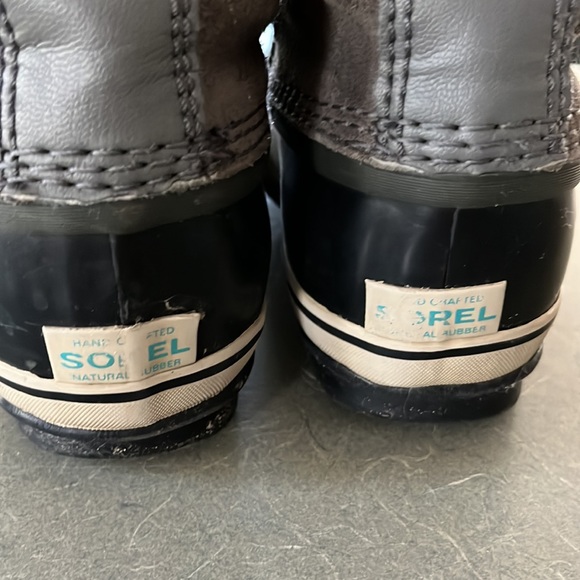 Women’s Sorel boots - used! - Picture 3 of 5